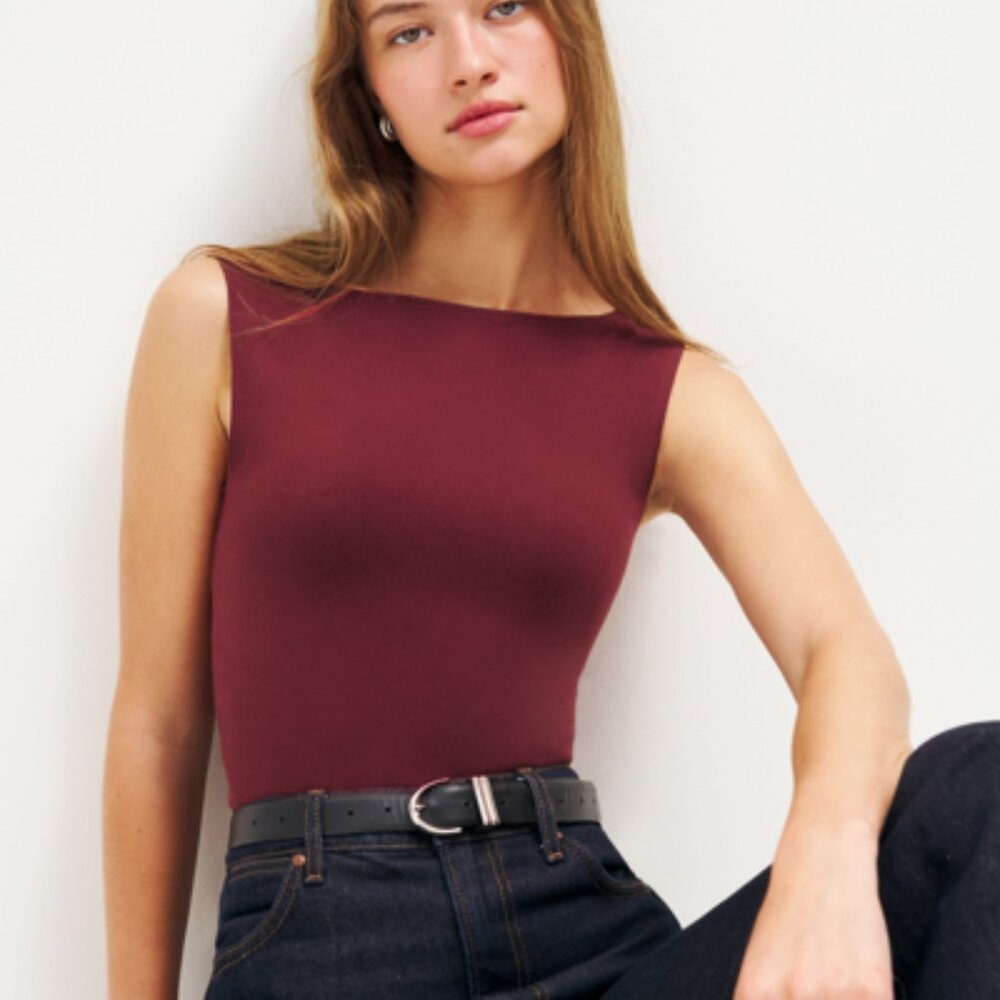Reformation Dusk Knit Top in Chianti Sz S